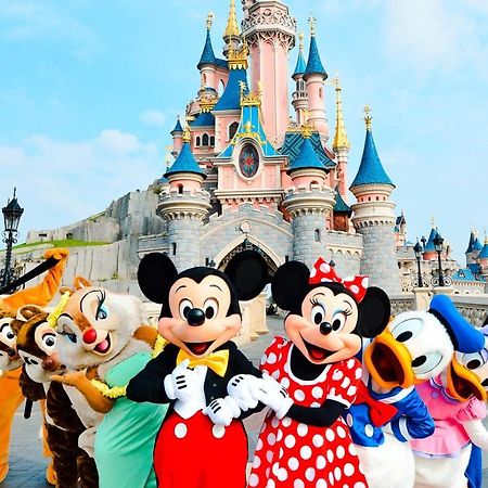Apartment 2 Bedroomed Near Disneyland Paris With Garden Parking At Serris Bagian luar foto