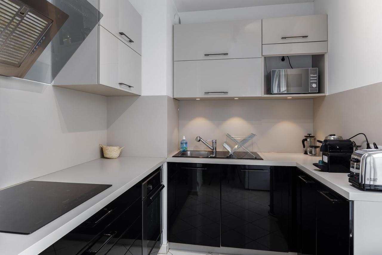 Apartment 2 Bedroomed Near Disneyland Paris With Garden Parking At Serris Bagian luar foto